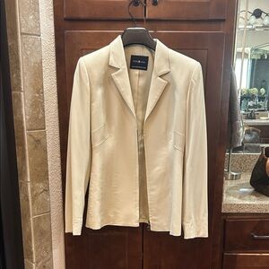 Ron Leal Canada Cream Blazer